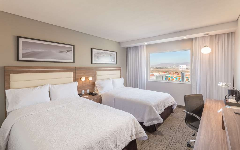 Hampton Inn By Hilton Monterrey Apodaca Szoba fotó